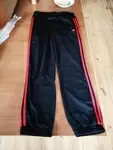 Vintage adidas joggers XL but looks like a current 90s L
