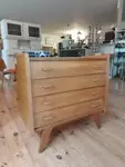 Vintage chest of drawers 