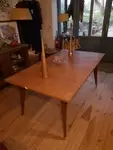 VINTAGE TABLE