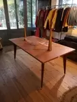 VINTAGE TABLE