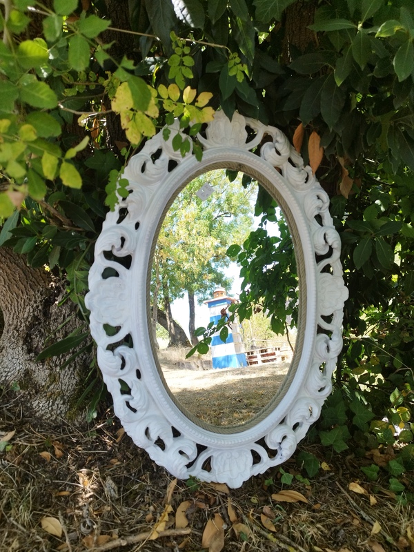 Oval mirror 