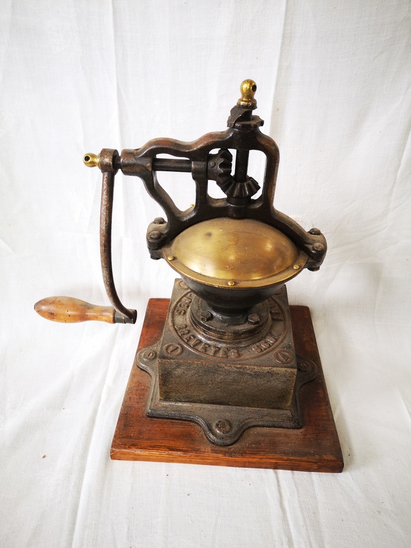 Peugeot countertop coffee grinder