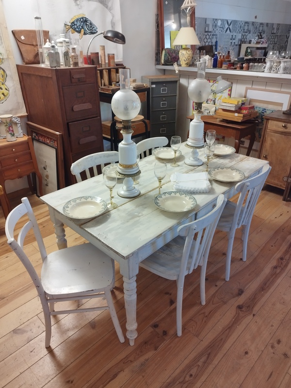 Pair of 19th century oil lamps