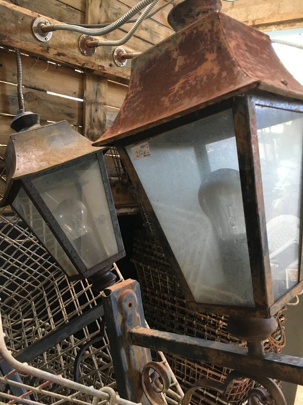 Pair of outdoor wall lanterns