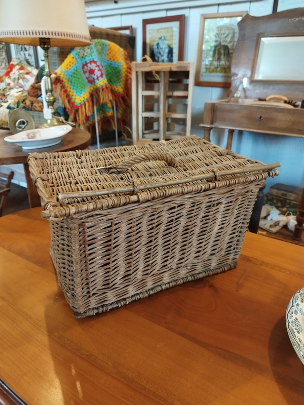 Picnic basket