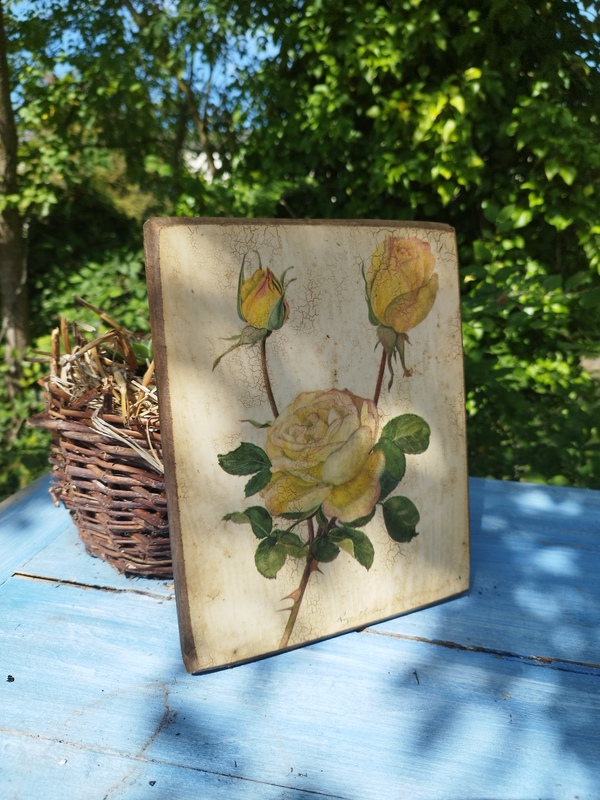Painting on wood Roses