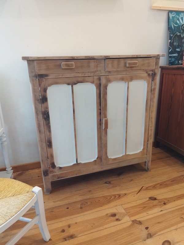 Small 1950s wooden sideboard, revamped 