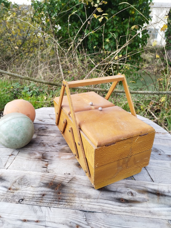 Little worker from the 60s