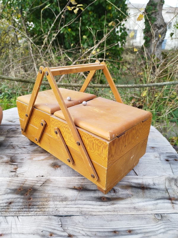 Little worker from the 60s