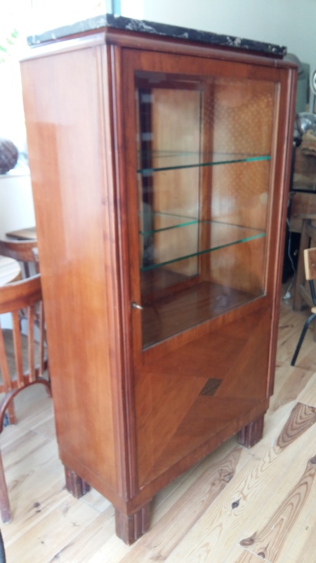 Small display case 1m50