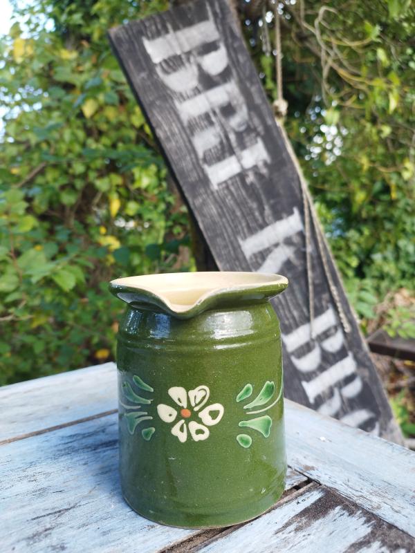 Milk jug 