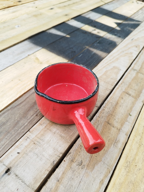 Old red pan