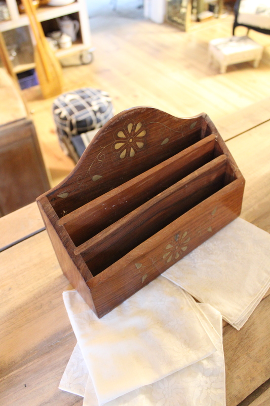 Brass wood envelope holder 