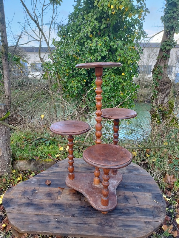 Vintage plant holder