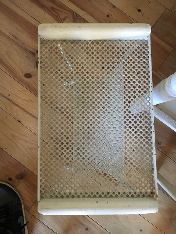 Metal magazine rack 50s