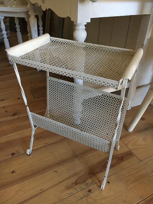 Metal magazine rack 50s