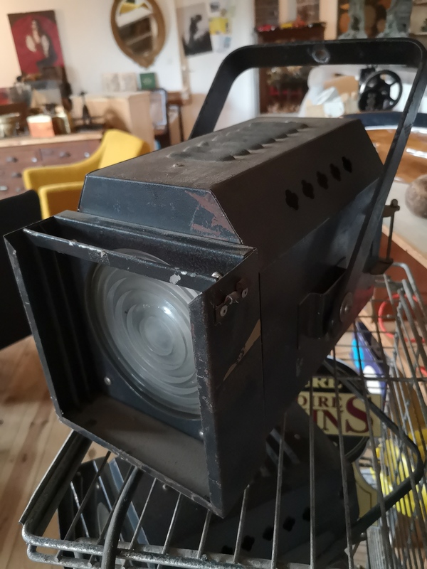 Pair of Fresnel projectors