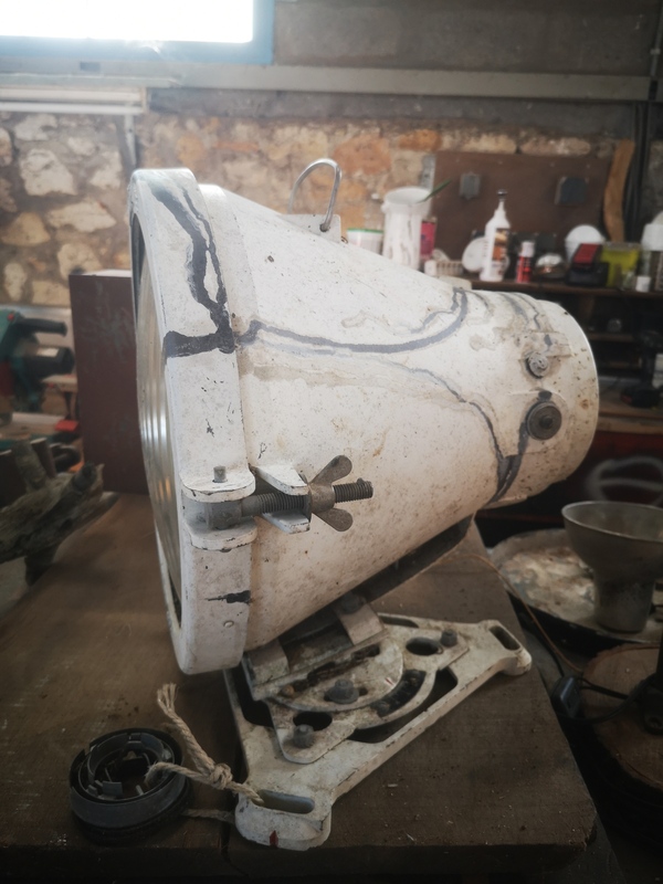 Projector made in France