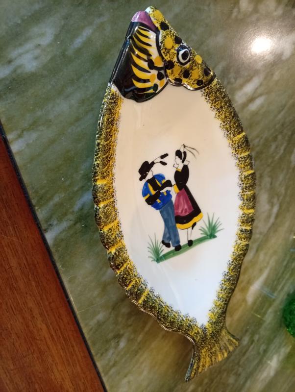 Henriot Quimper dish or trinket tray