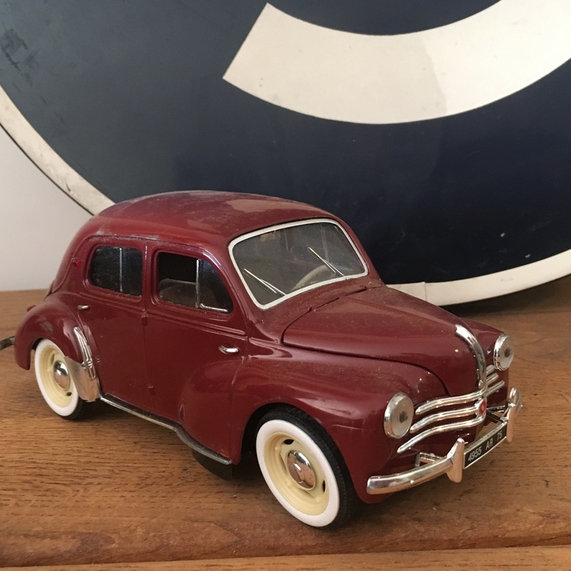 Renault 4 CV Solido 1/17