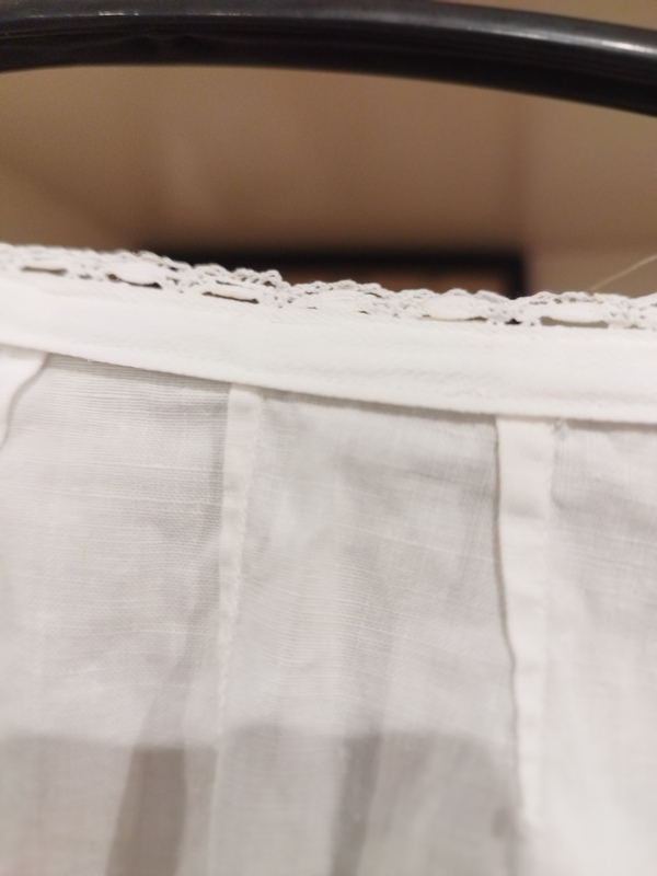 1900 dressing gown size M