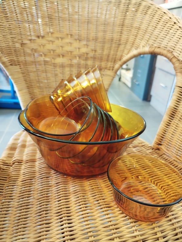 70s Fruit Salad Service