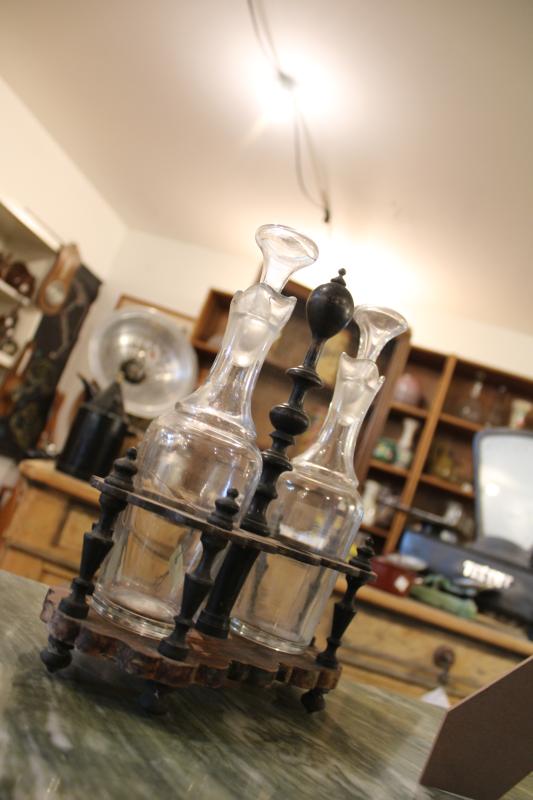  19th-century condiment server