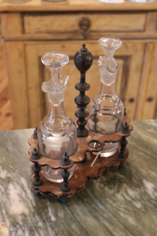  19th-century condiment server
