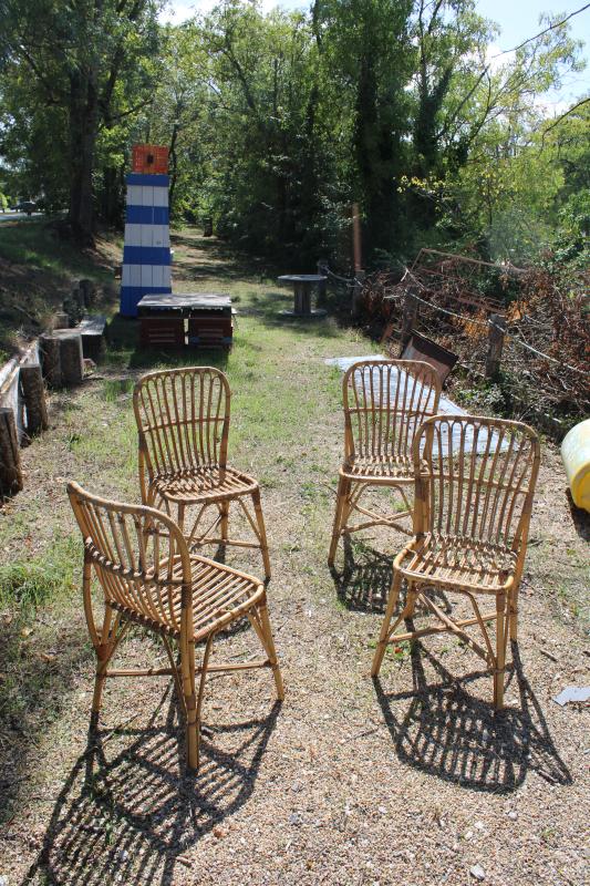 Lot quatre chaises rotin