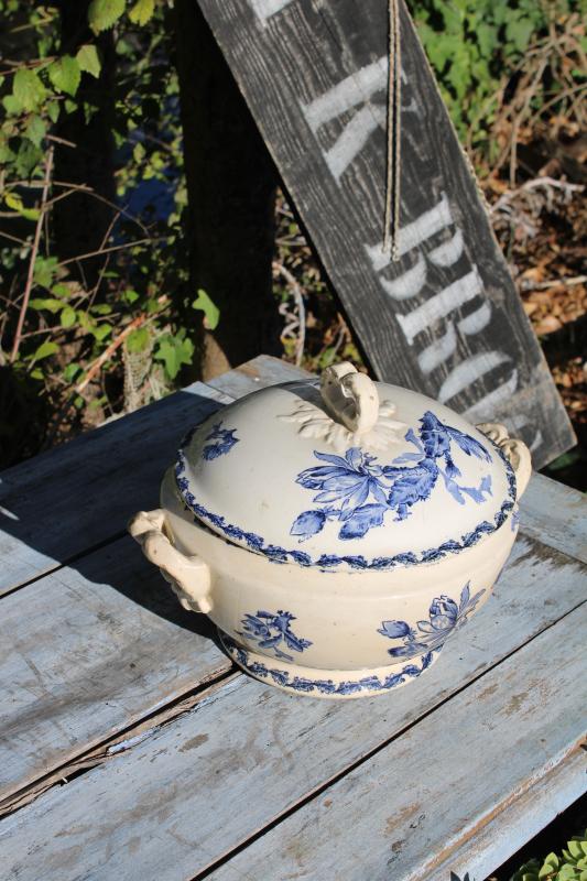 Gien cactus soup tureen 