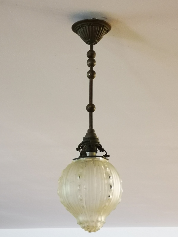 Art deco hanging lamp