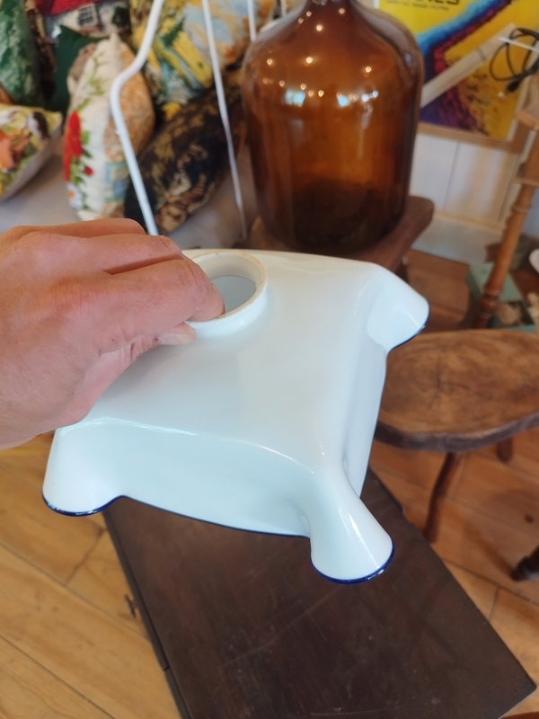 draped opaline suspension