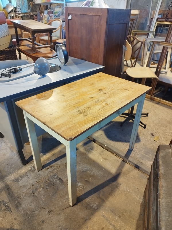 Antique pine table