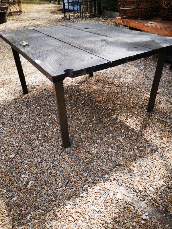 Outdoor coffee table