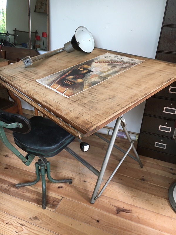 Unic architect table