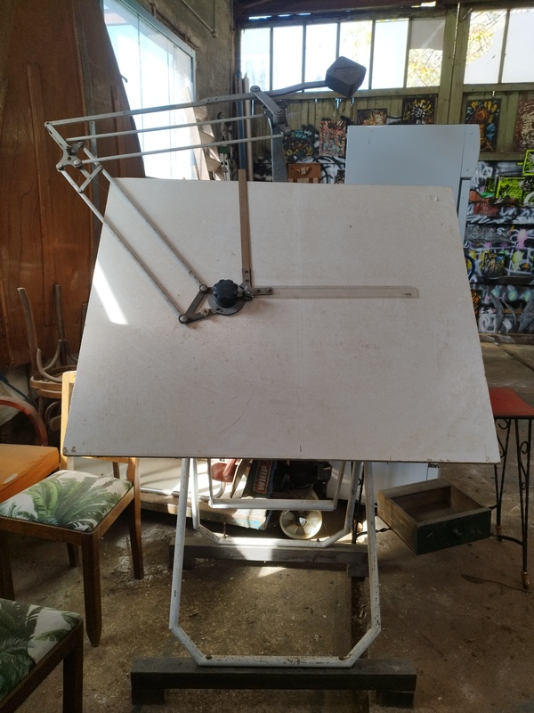 Alstom train drawing table