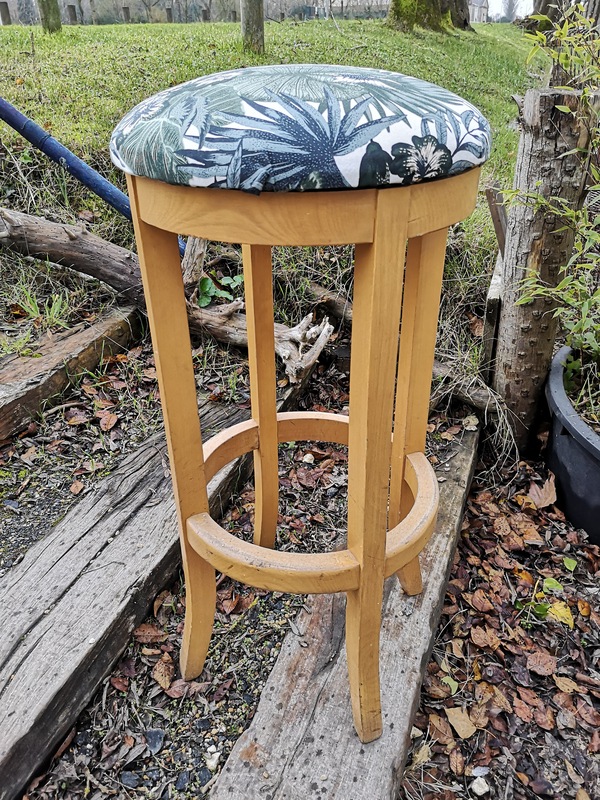 Vintage bar stool