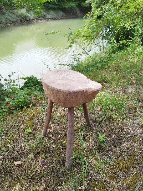 Vintage 1950s cowherd stool