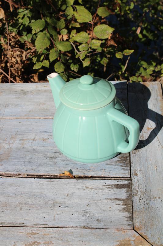 Digoin teapot from the 1950s or 60s 