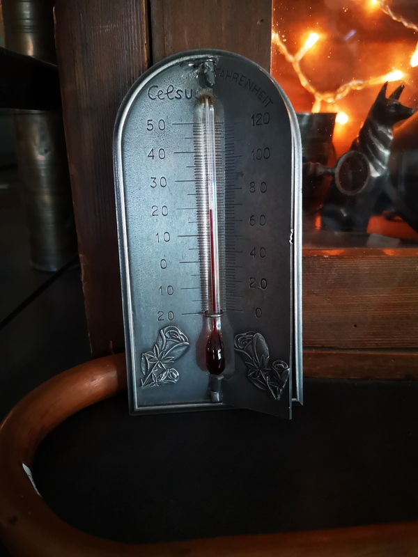 Tin thermometer
