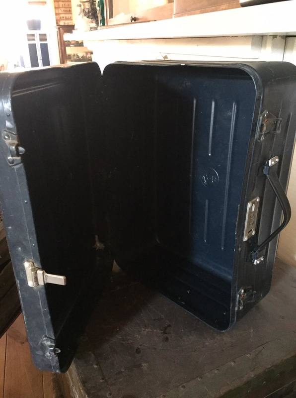 National marine suitcase