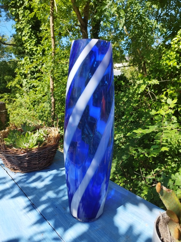 70s glass vase 