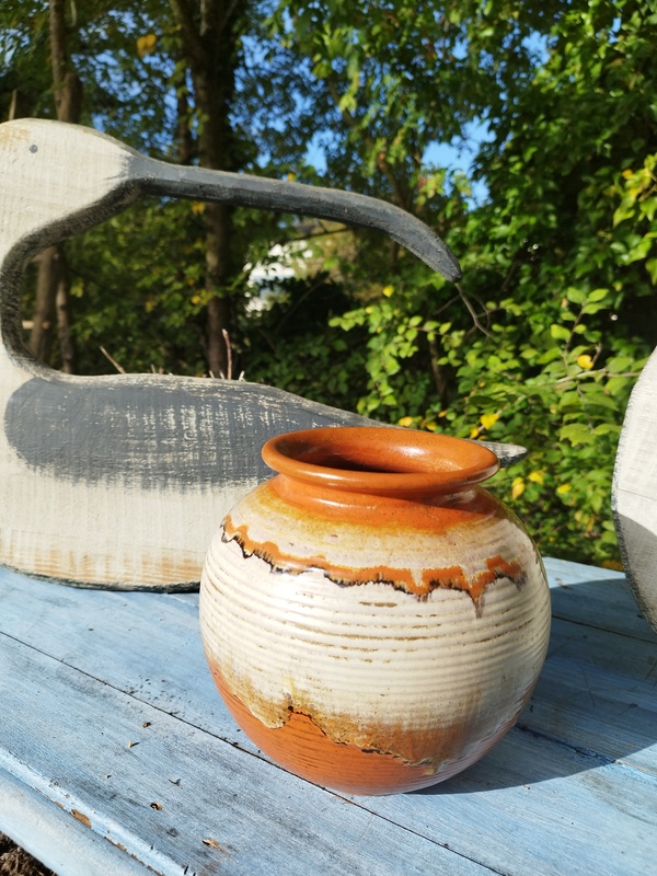 Ceramic vase from the 30s and 40s