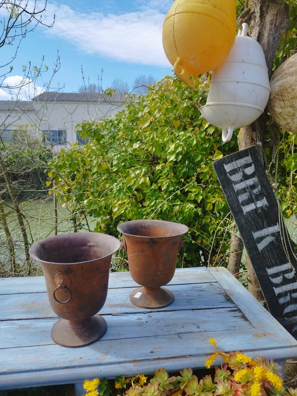 zinc sheet metal vase 