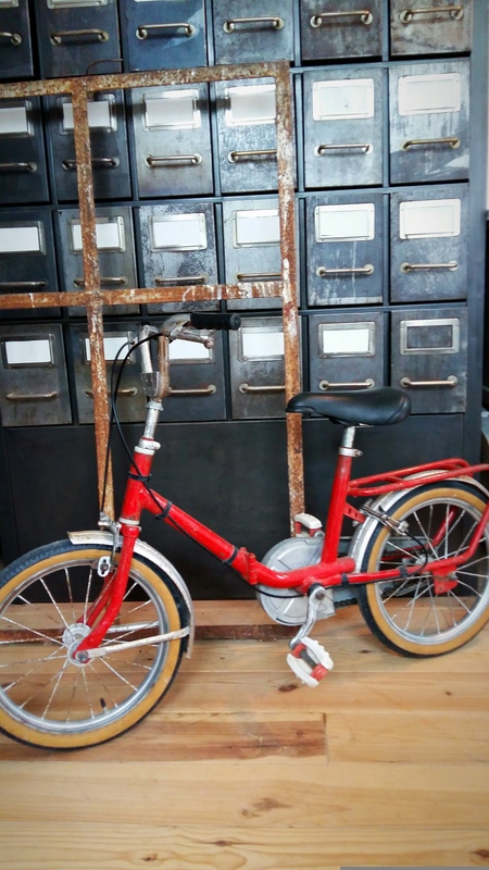Foldable children's bike