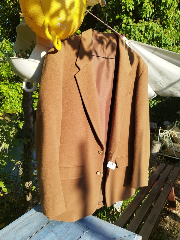 Wool and Cashmere suit jacket 