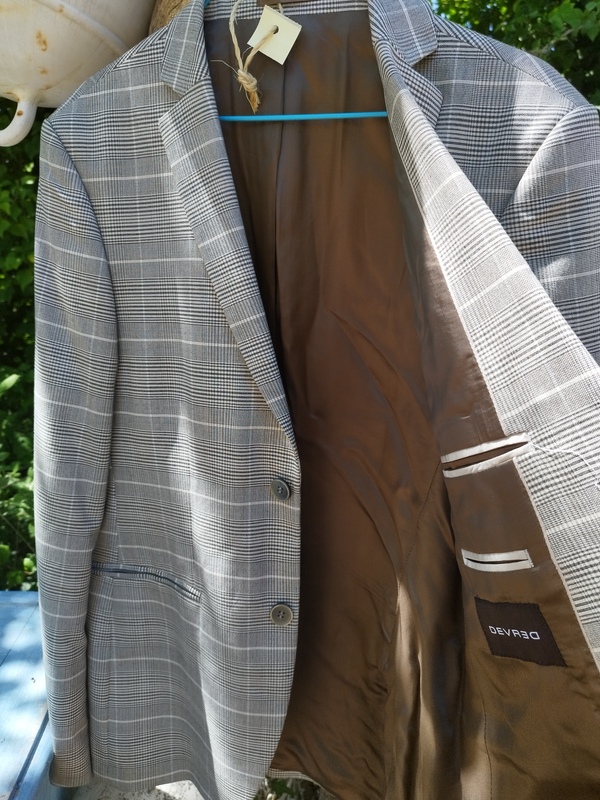Devred suit jacket