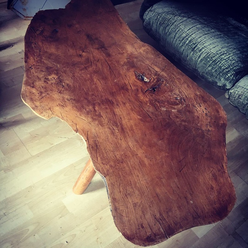 Table basse vintage en orme 