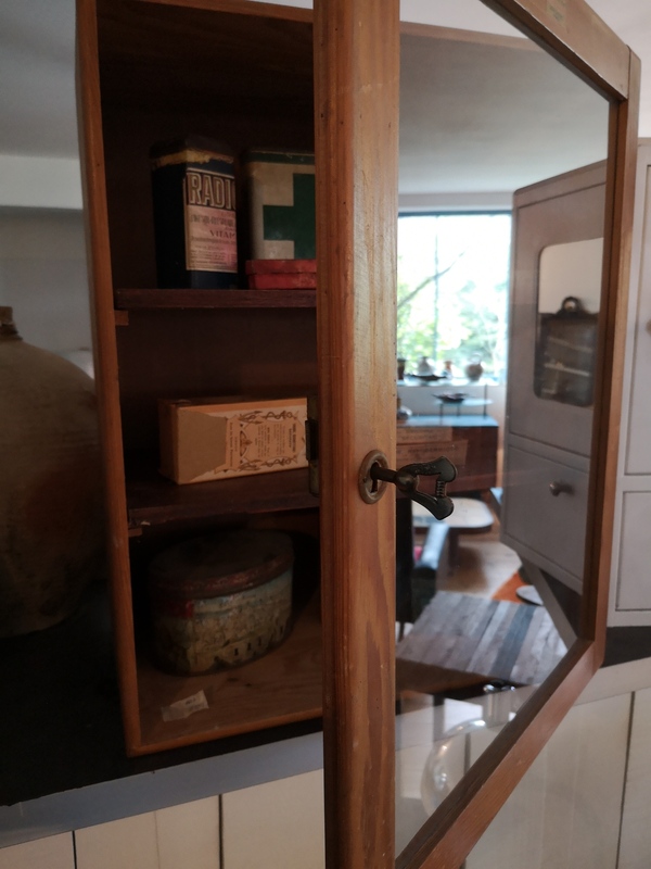 Pierron school display case, Sarreguemines